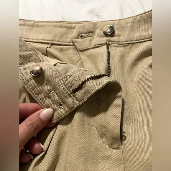 J Crew Shorts Pleated Khaki Chino 4” Inseam NWT Womens Size 10 Cotton - Picture 6 of 11
